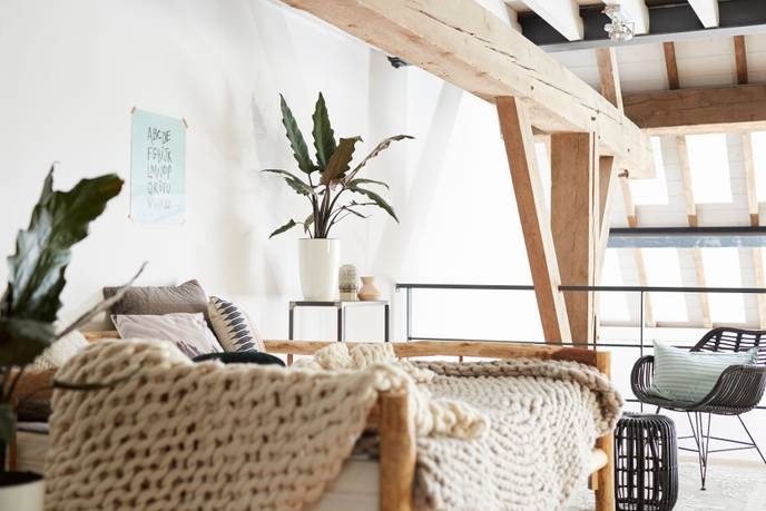 brussels diamond round high 32cm white